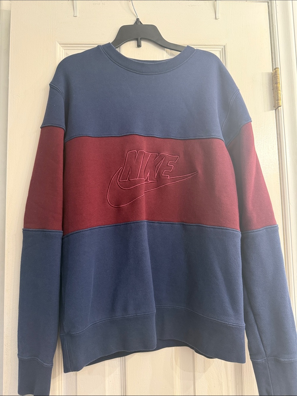 Nike Men's Navy and Burgundy Panel Crewneck Sweatshirt size S